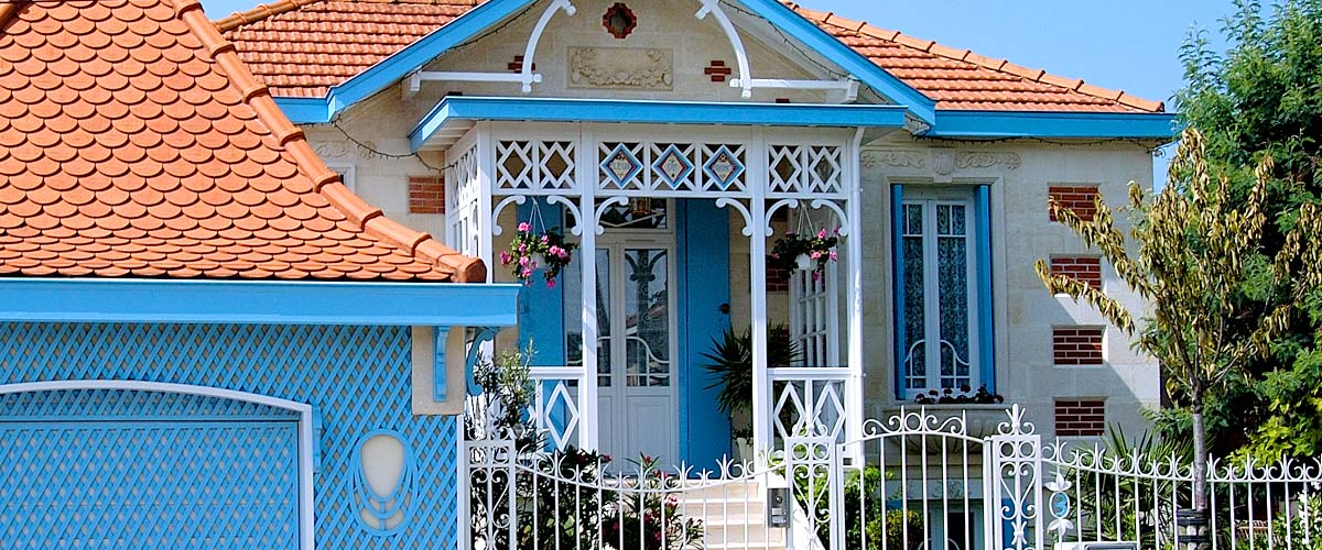 Terrasse d'une belle maison dans le Médoc proche du camping Tastesoule