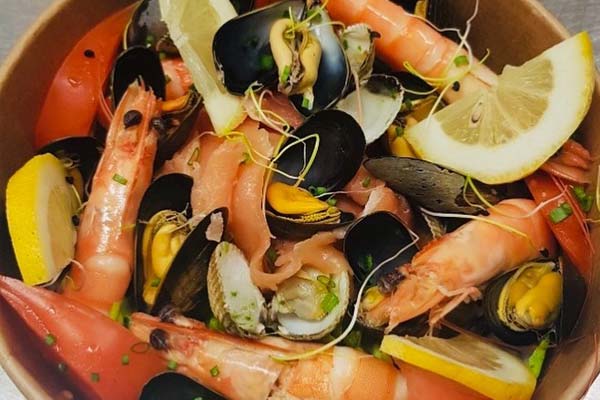 Plat de fruit de mer au restaurant La Marin à Vendays - Montalivet